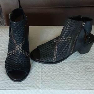 Sam Edelman Black Woven Leather Shoes women's size 8